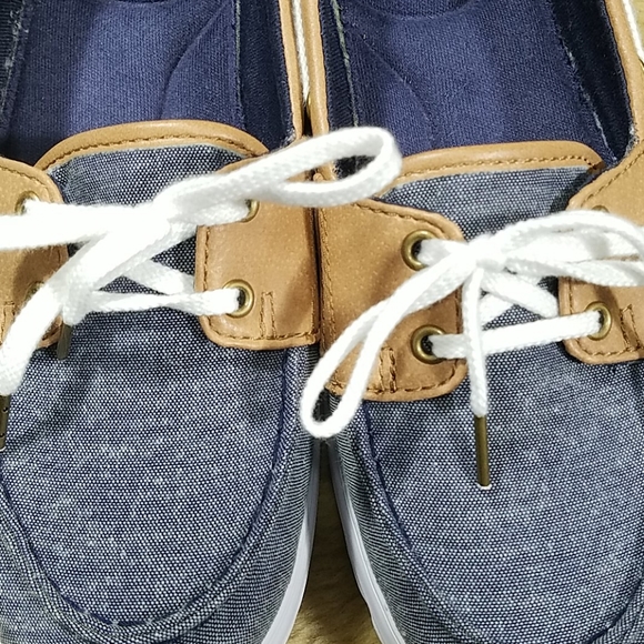 keds deck shoes